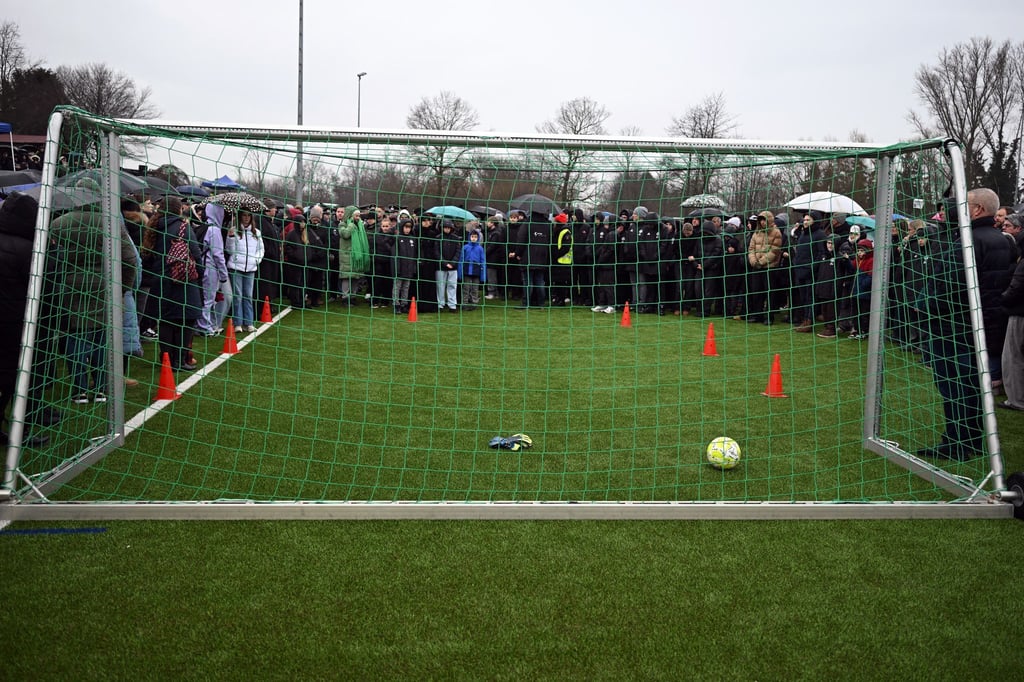 -Sein-L-cheln-hat-ber-den-ganzen-Schulhof-gestrahlt-