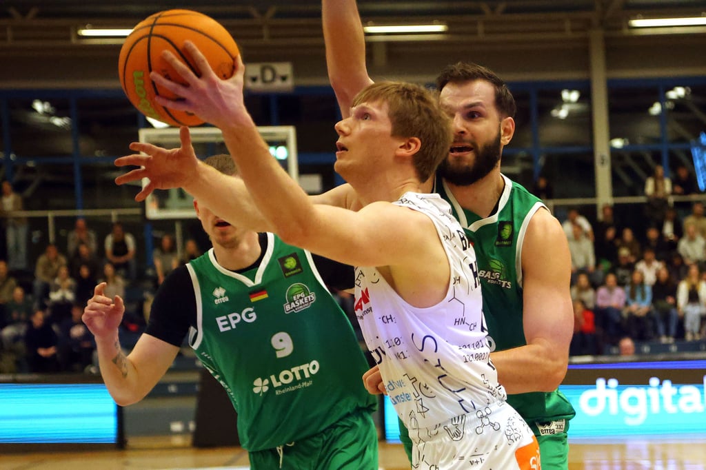 -Die-alte-Leier-M-ngelliste-der-Uni-Baskets-wird-nicht-k-rzer