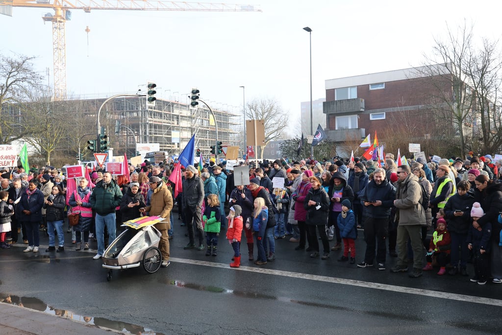 400-Menschen-demonstrieren-in-M-nster-friedlich-gegen-die-AfD