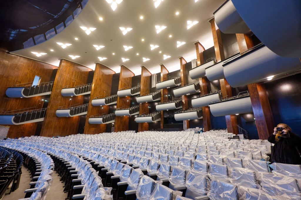 Oberb-rgermeister-vergleicht-K-lner-Oper-mit-Elbphilharmonie