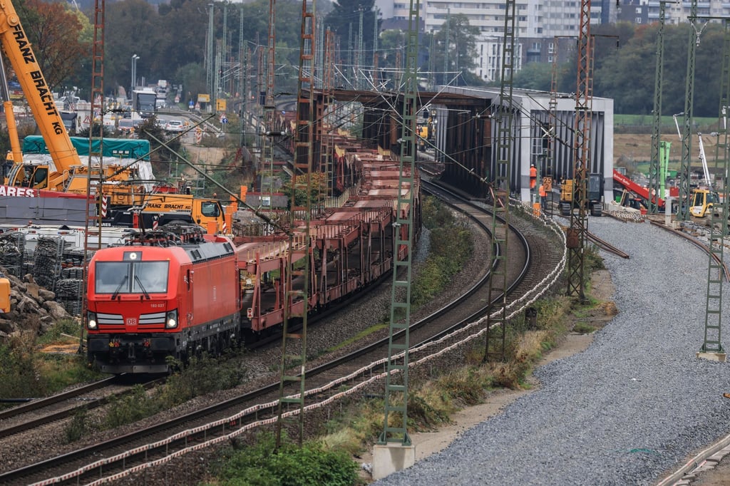 Kein-Zug-ber-Wuppertal-Sperrung-trifft-G-terverkehr-hart