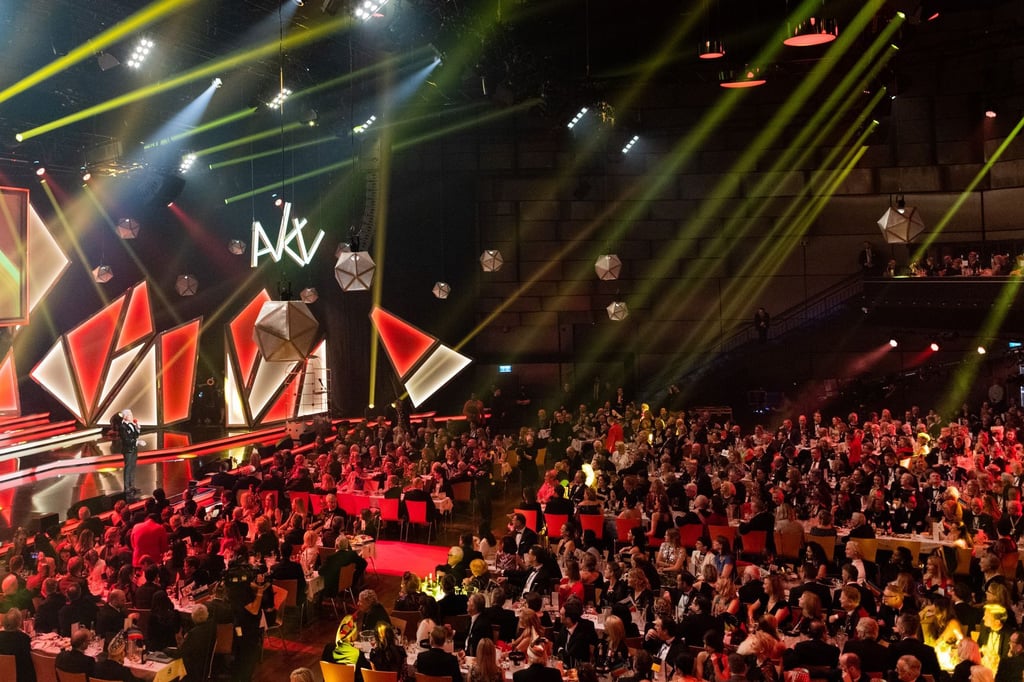 Karneval-im-TV-Spaltet-B-ttenhumor-das-Wohnzimmer-