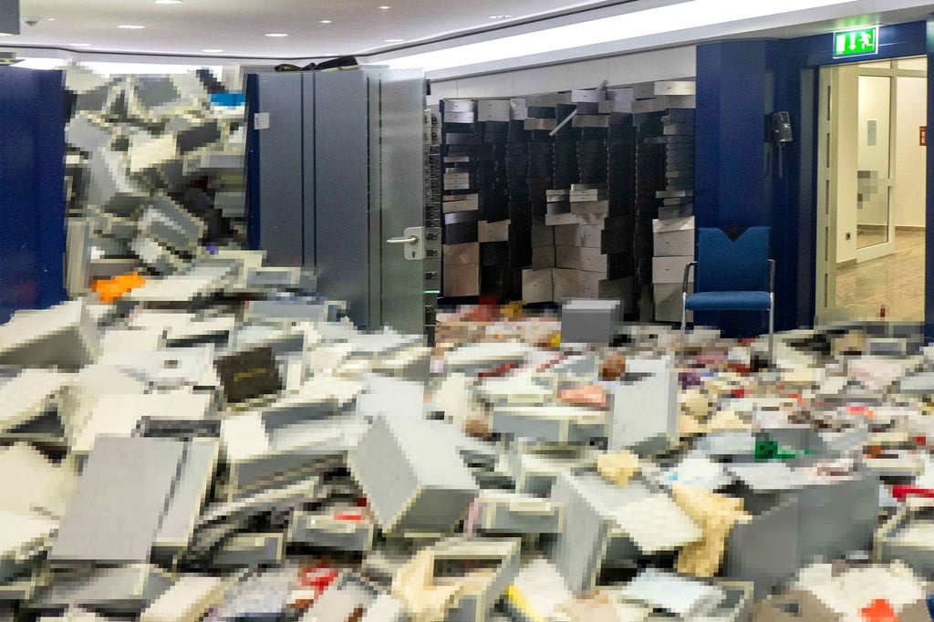 Millionen-Coup-Polizei-ver-ffentlicht-Fotos-aus-Tresorraum