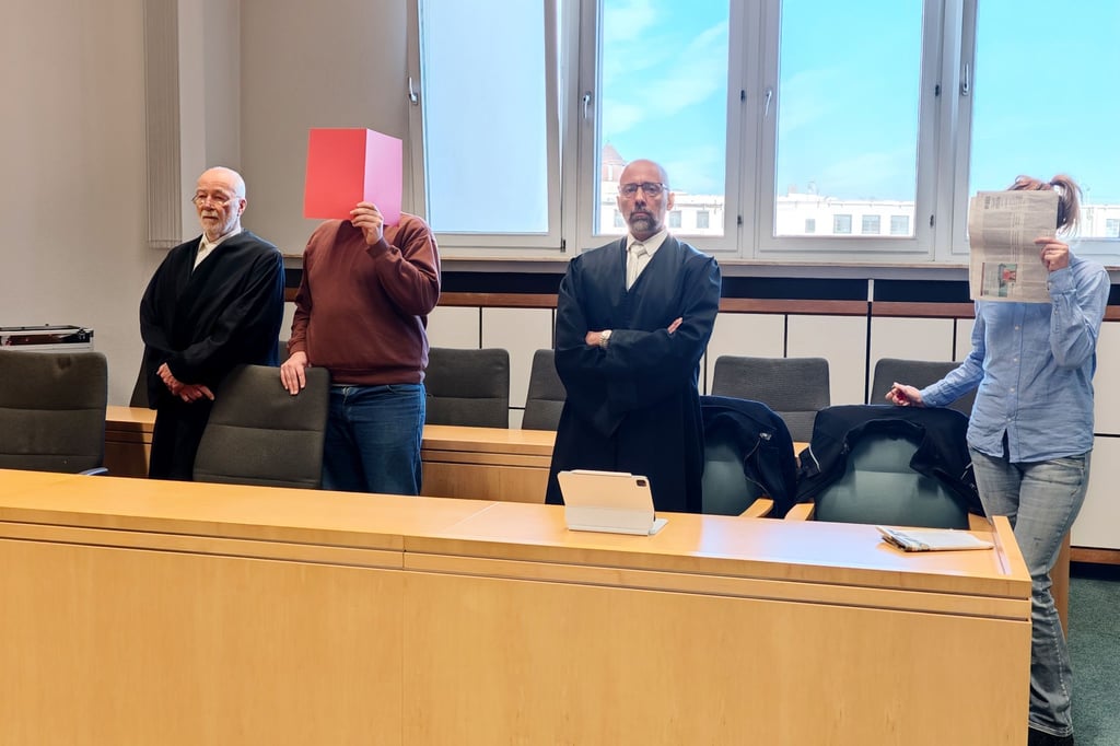 Krankenpfleger-schweigt-zu-Missbrauchs-Vorw-rfen