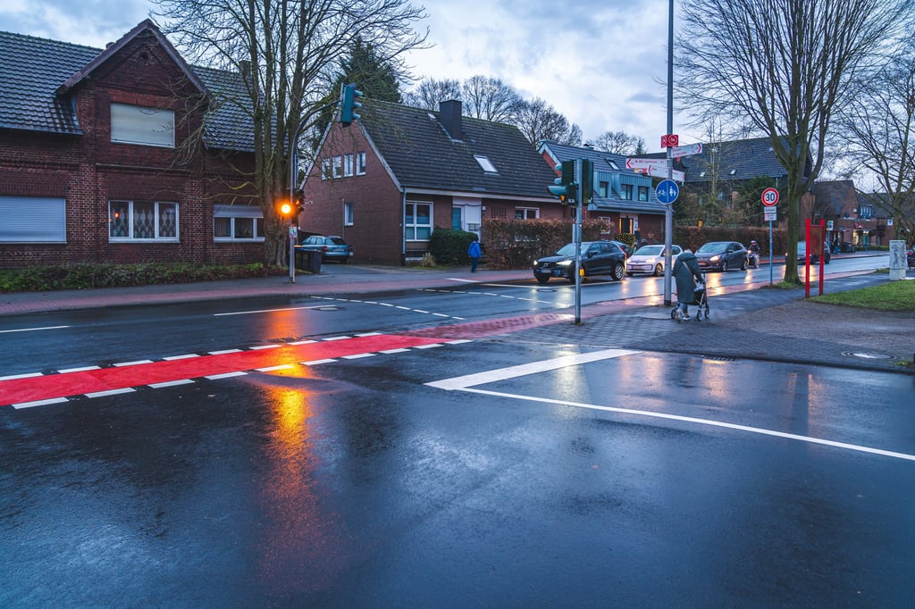 CDU fordert bessere Kennzeichnung des Radweges Am Hof Hesselmann
