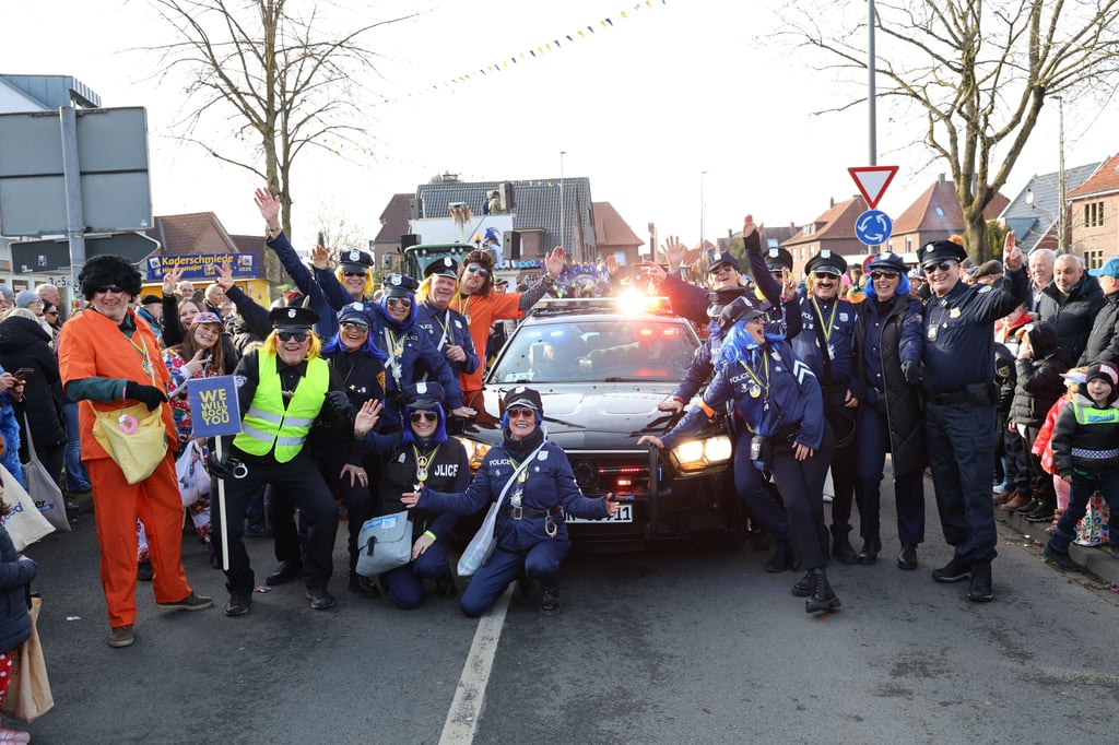 ZiBoMo mit Sonnenschein und Sirene