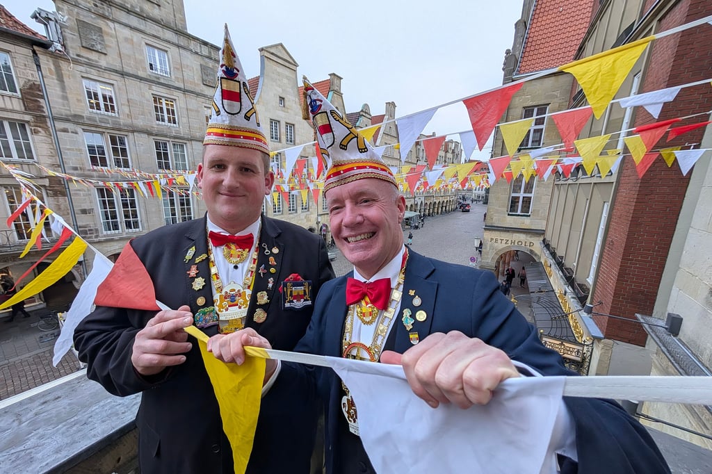 Karneval-in-M-nster-startet-mit-Premieren-und-buntem-Rosenmontagszug