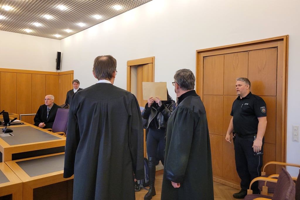 Trio in Prozess um Zwangsprostitution verurteilt