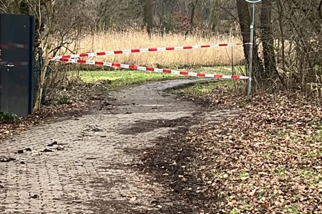 Im zweiten Anlauf: Feuerwehr hilft Polizei aus der Patsche