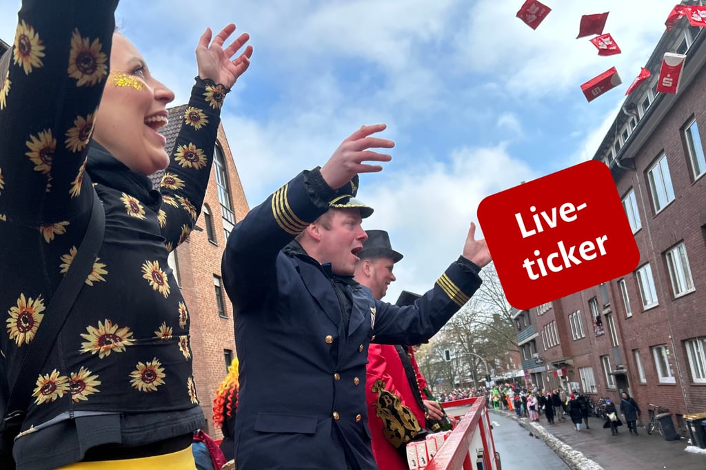 Rosenmontagszug in Münster unterwegs: Tausende Jecken am Wegesrand