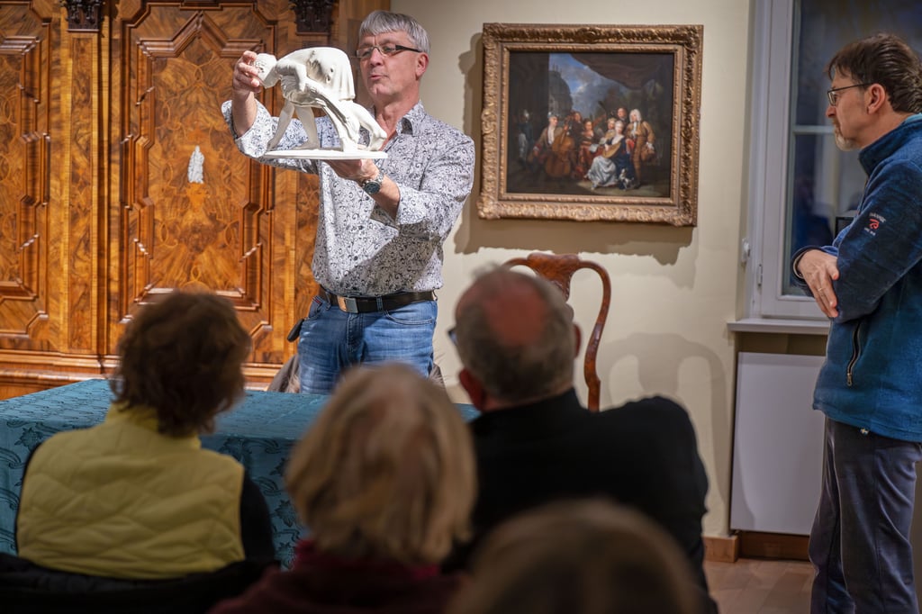 Antiquitätenabend im Bielefelder Museum Huelsmann