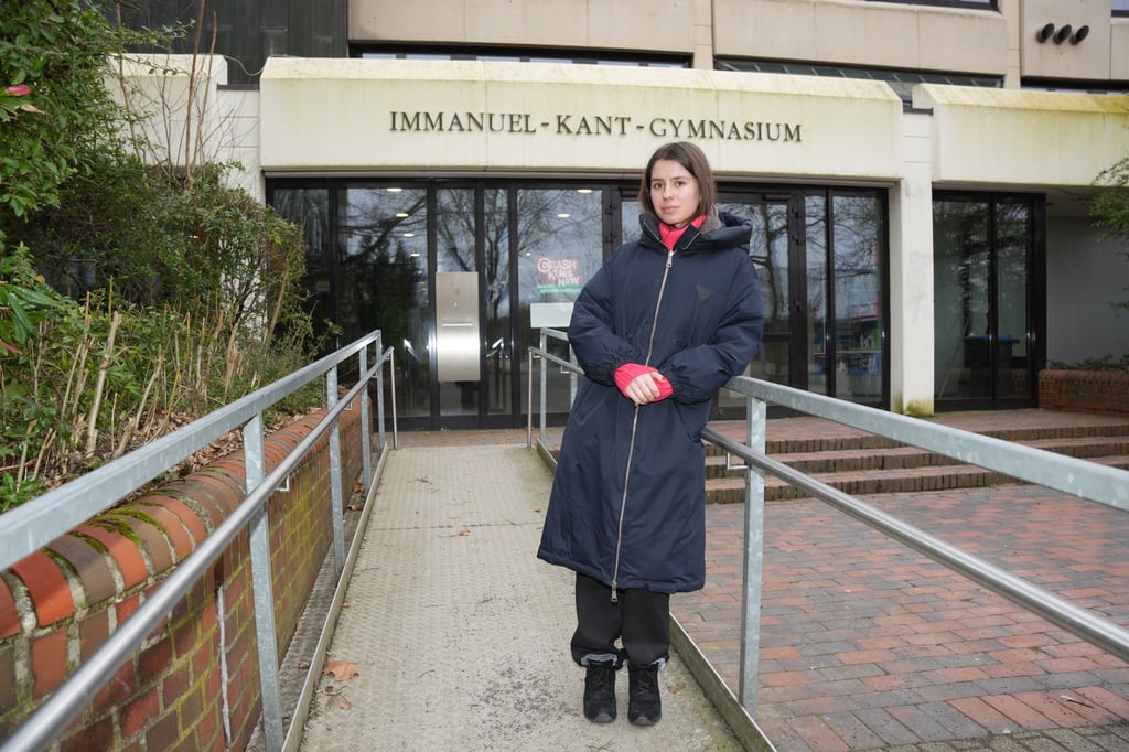 Geflüchtete Schülerin: Viras erstaunlicher Weg Richtung Abitur