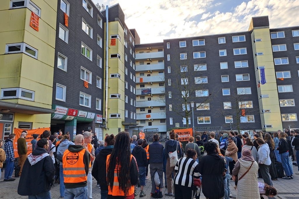 „LEG – es reicht!“: Stadtteilinitiative protestiert gegen Immobilienkonzern