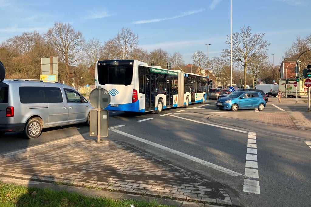 Kostenloses Autowaschen an der Hammer Straße löst heftigen Stau aus